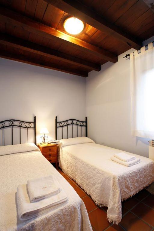 Casa Rural Puerta Del Sol II De 2 Habitaciones Candelario Buitenkant foto