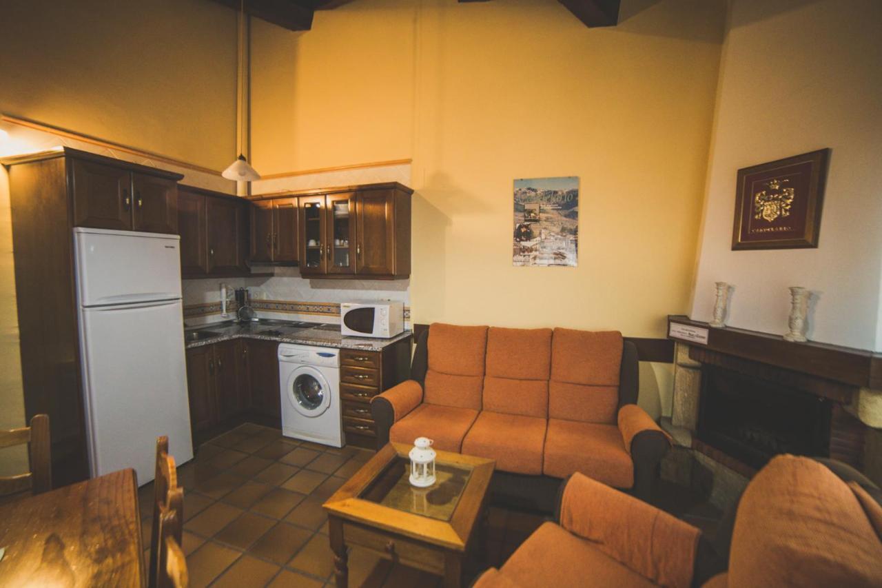 Casa Rural Puerta Del Sol II De 2 Habitaciones Candelario Buitenkant foto